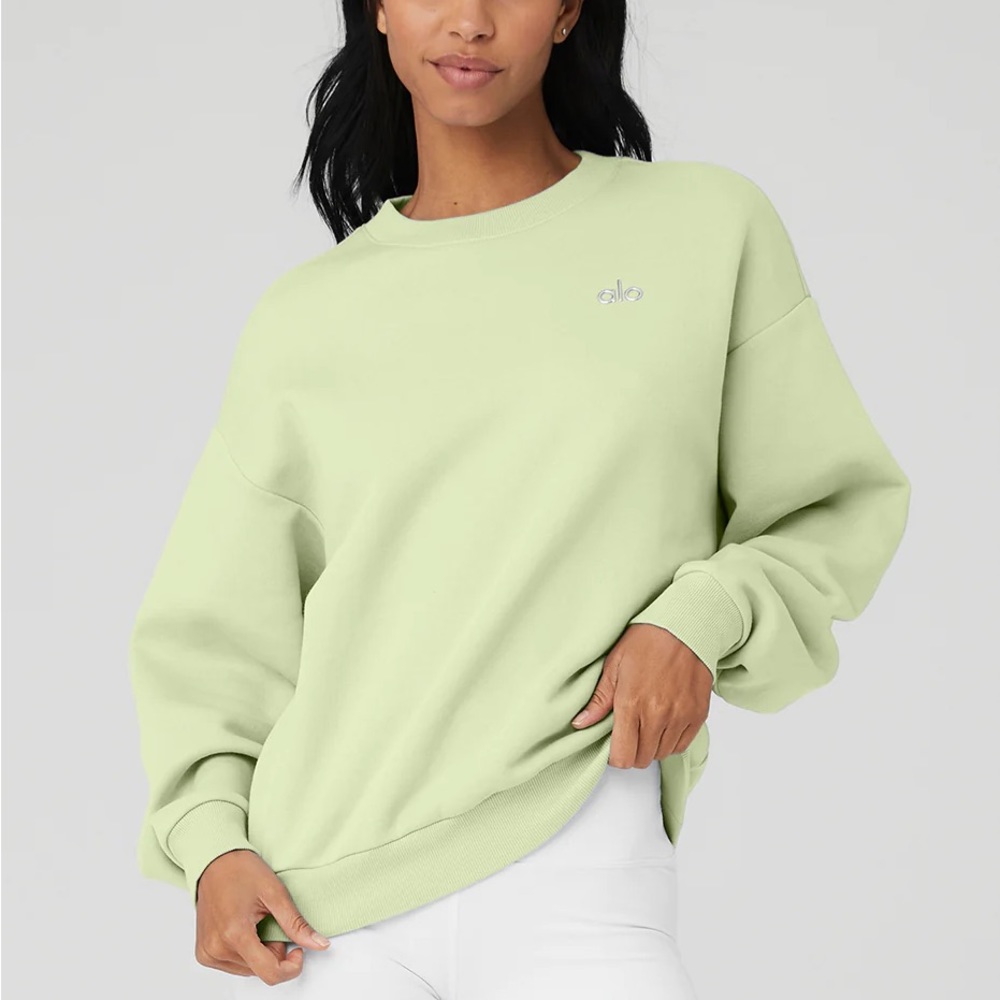 Limited Edition Alo Yoga Accolade Crew Neck